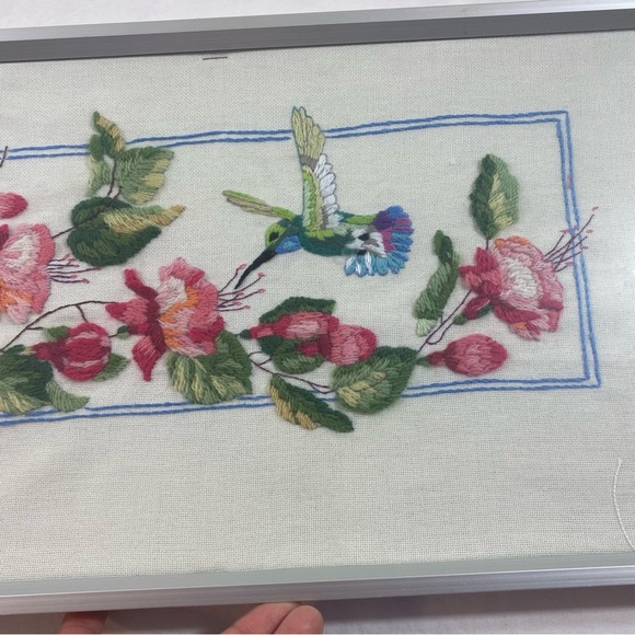 Wall Art Embroidered Hummingbird Roses Canvas 10x20 wall art - Picture 1 of 9